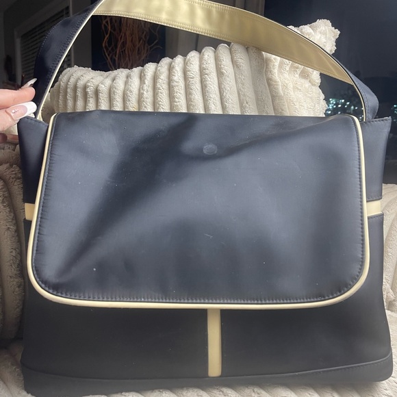 Medela Black and Tan Baby Bag - Picture 6 of 12